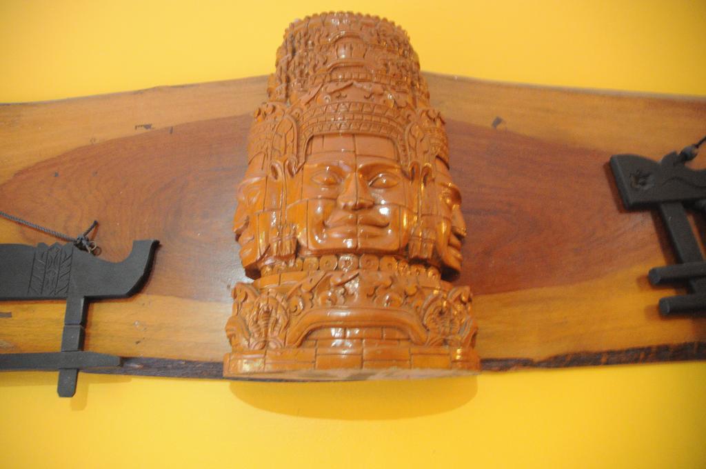 Big Lyna Villa Siem Reap Zewnętrze zdjęcie